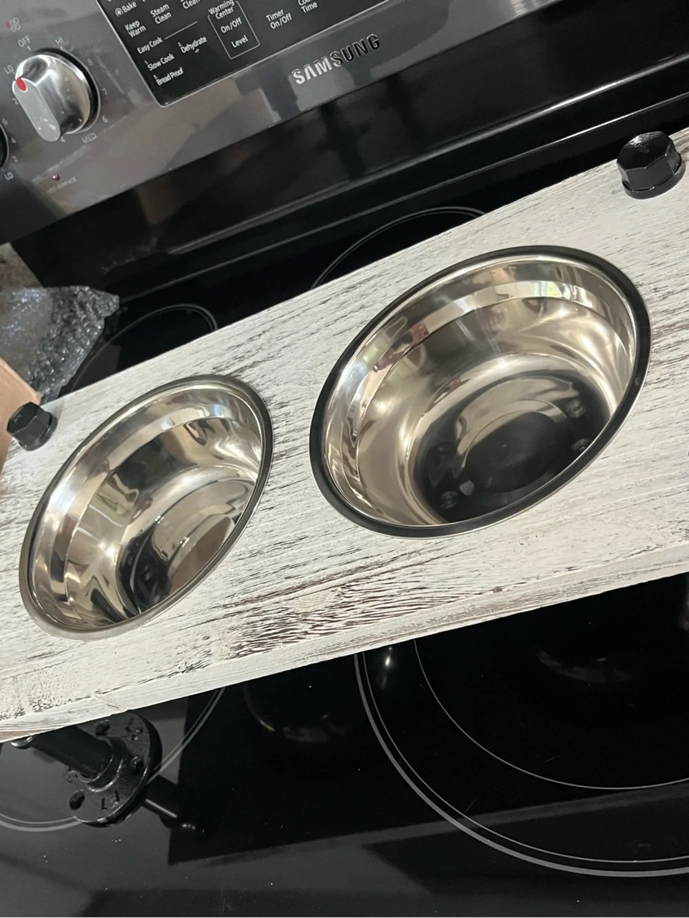 Elevated Pet Dish -Whitewash~Grey W/Black Pipe legs & 2 Stainless Steel bowls 🆕